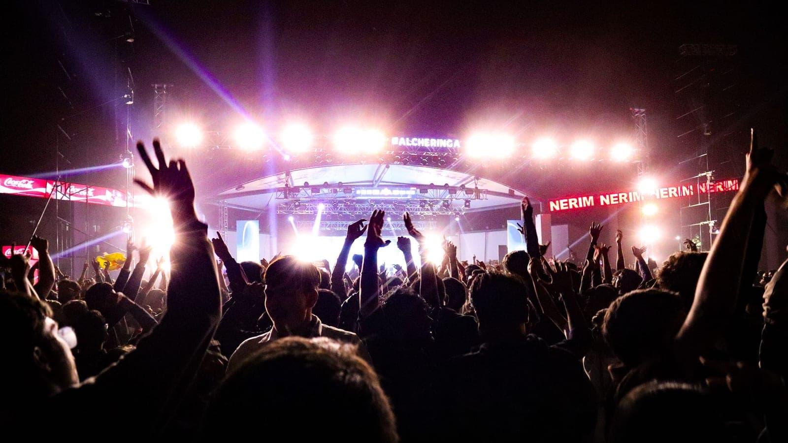 Wie telt de mensen op festivals: zes cijfers uit augustus en geen enkel legt uit hoe er is geteld